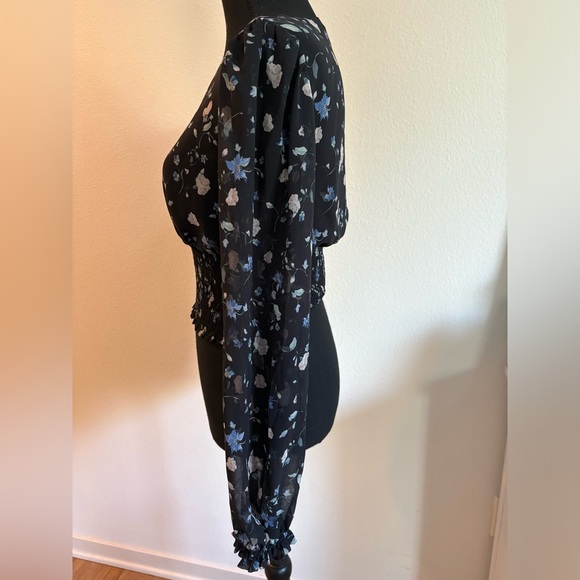 Aritzia Wilfred Wistful Genoa V Wrap Front Smocked Blouse - Size S - Picture 6 of 6